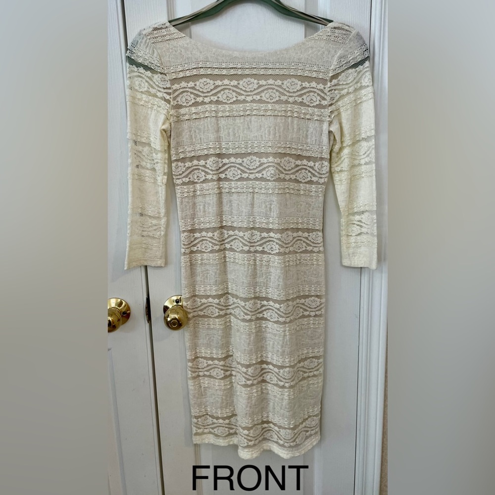 WILLOW & CLAY NWT Retail $120 Ivory Lace BodyCon L/S Dress Sz S